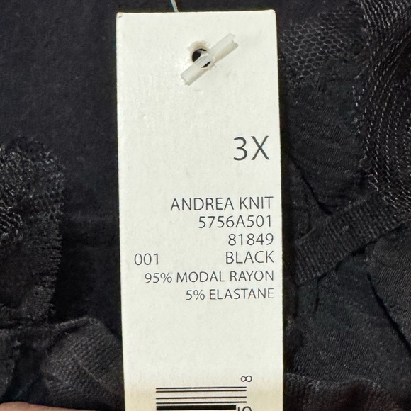 Tahari Plus Size Short Sleeve Black Ruffled Neckline Blouse Sz 3X - Picture 7 of 7